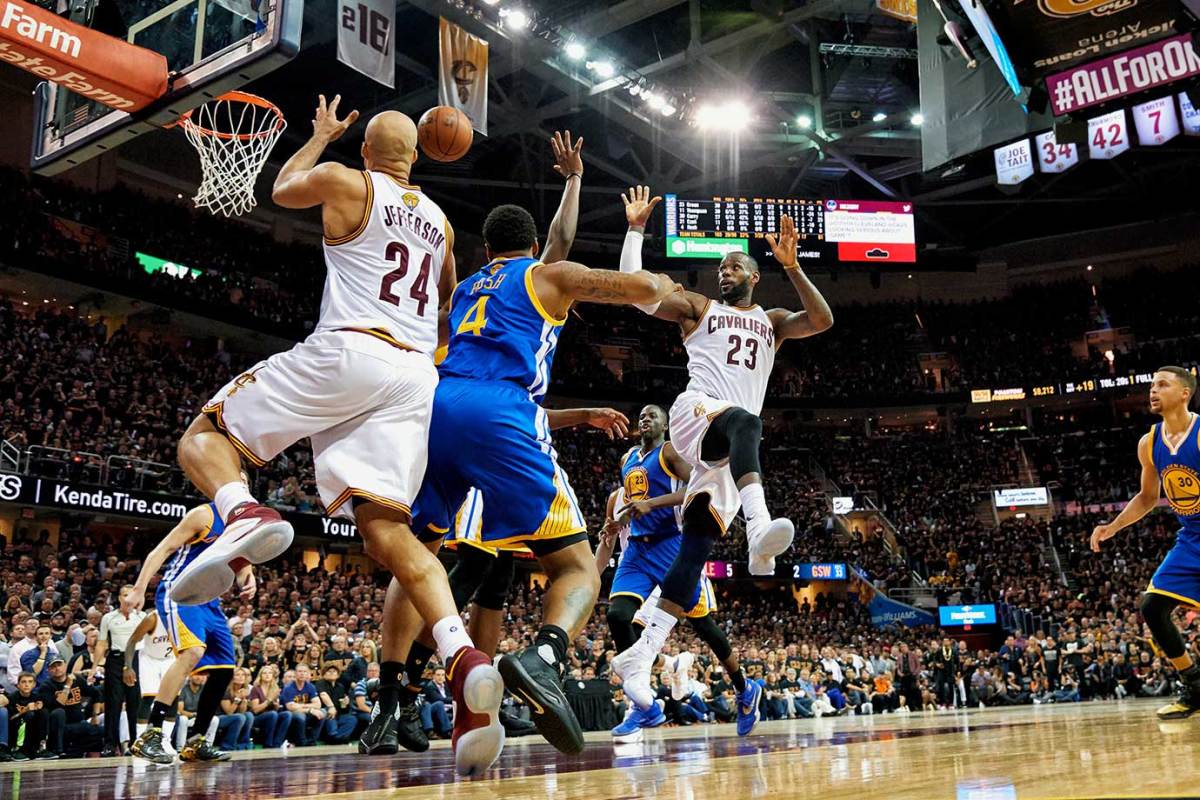 16-NBA-Finals-Game-6-LeBron-James-SI138_TK1_02316_rawfinal.jpg